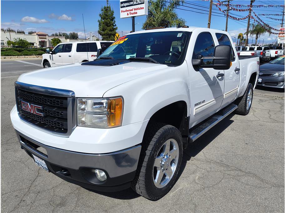 Used 2011 GMC Sierra 2500 SLE w/ SLE Preferred Package AWD/4WD image 18