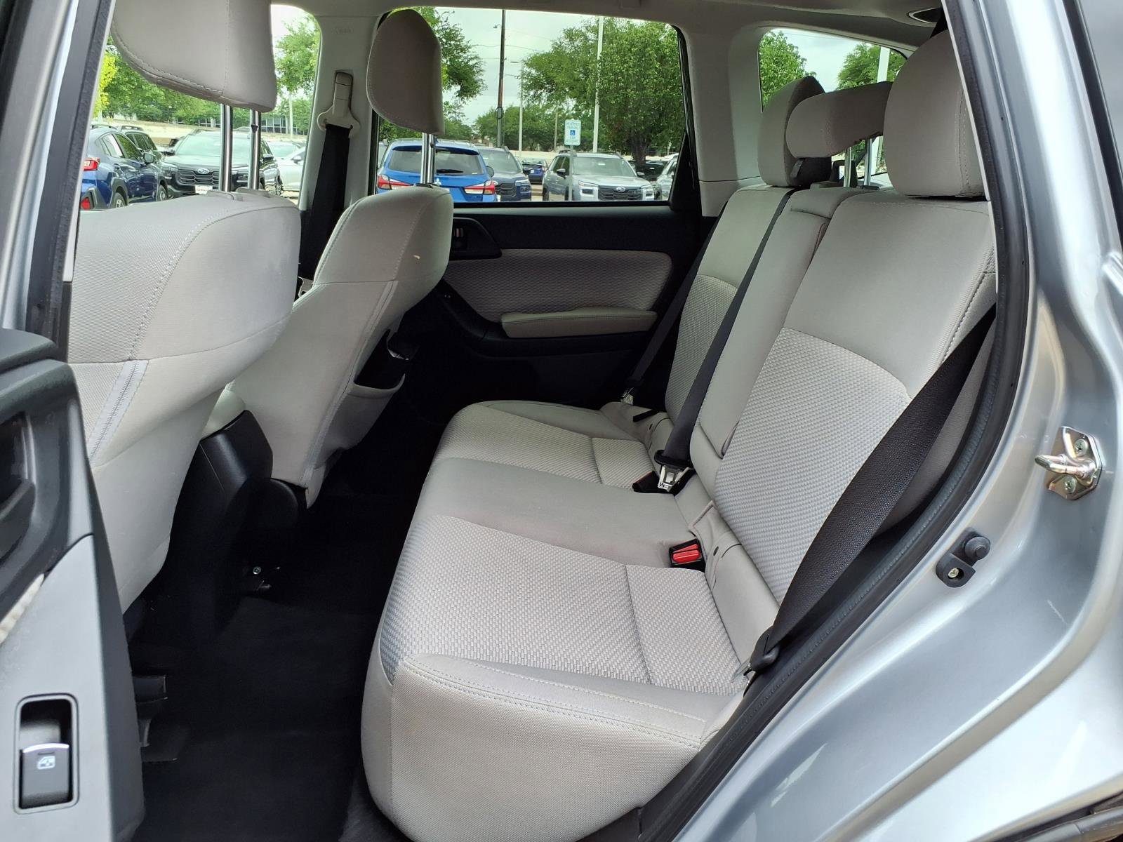 Used 2017 Subaru Forester 2.5i Premium w/ All-Weather Package AWD/4WD image 19