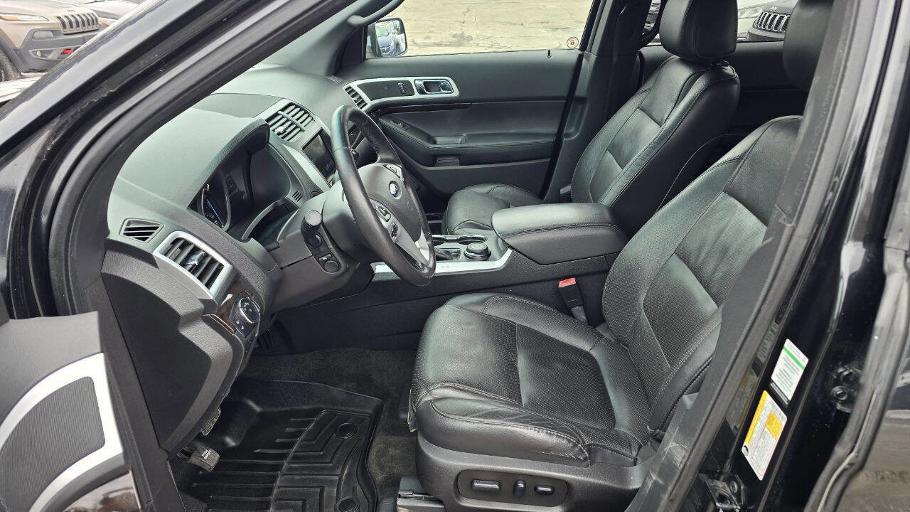 Used 2015 Ford Explorer Limited w/ Equipment Group 301A image 13