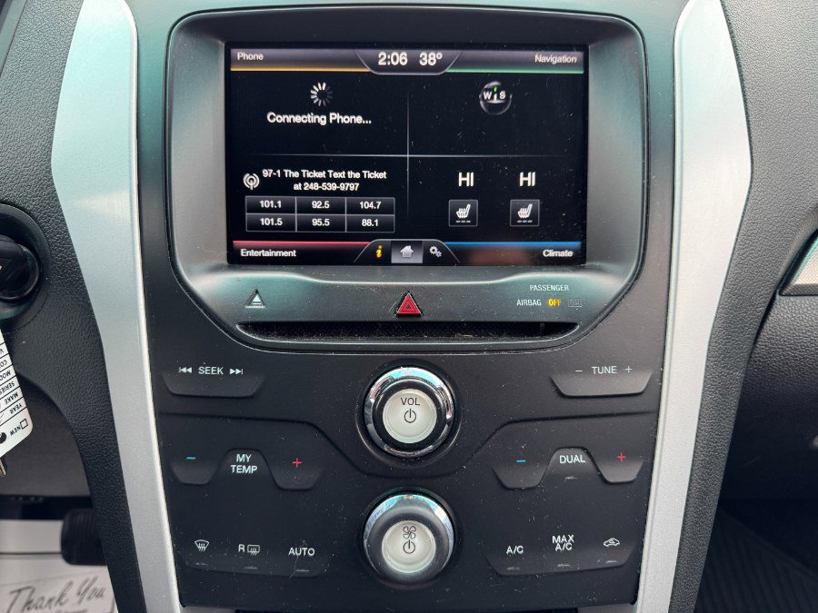 Used 2015 Ford Explorer XLT w/ Equipment Group 202A image 23