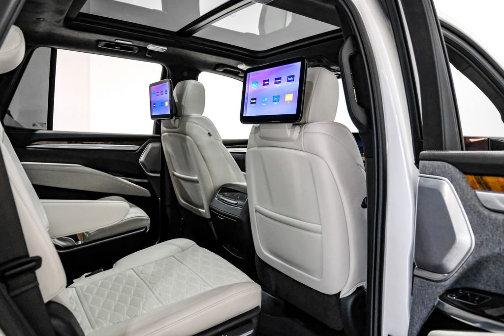 Used 2025 Cadillac Escalade Sport Platinum w/ LPO, Floor Liner Package image 35