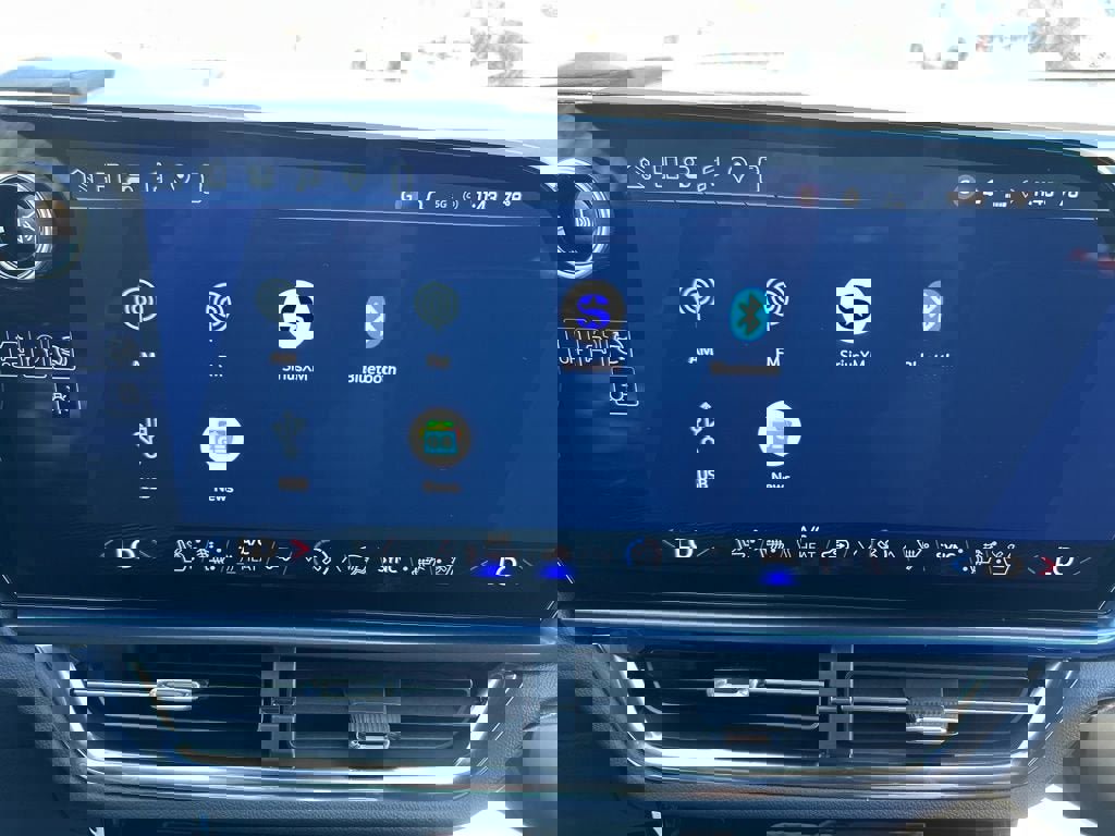 New 2026 Chevrolet Equinox EV LT image 9