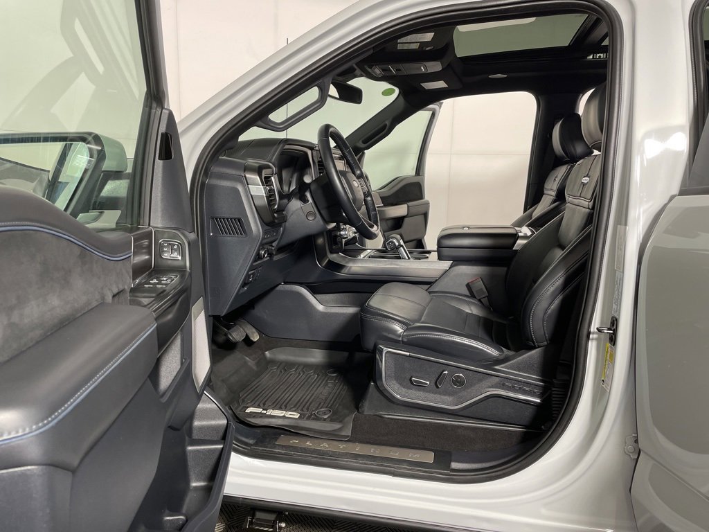 Used 2024 Ford F150 Platinum image 9