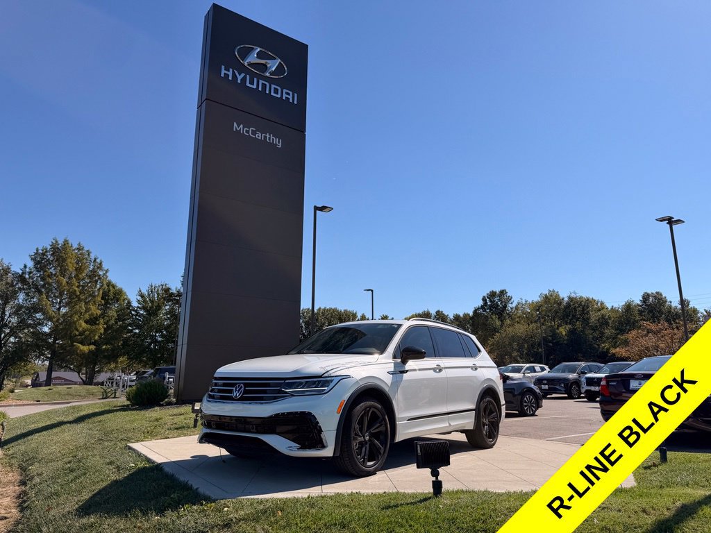 Used 2024 Volkswagen Tiguan SE R-Line