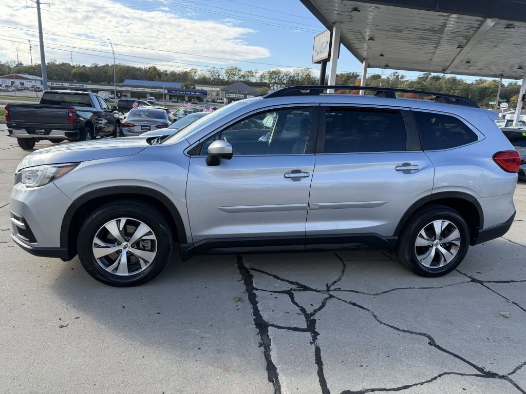Used 2022 Subaru Ascent Premium w/ Convenience Package image 4