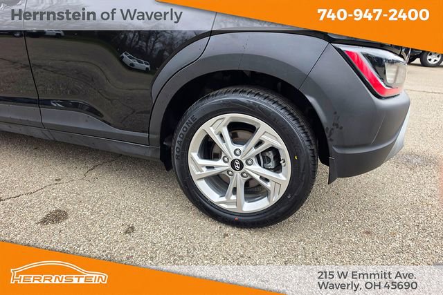 Used 2023 Hyundai Kona SEL w/ Cargo Package AWD/4WD image 26