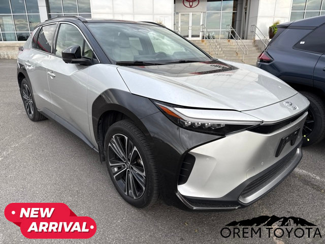 Used 2023 Toyota bZ4X AWD w/ Weather Package image 7