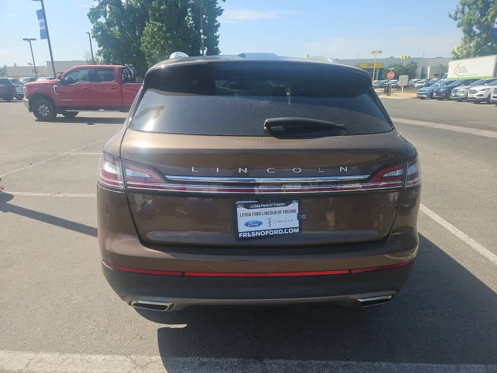 Used 2022 Lincoln Nautilus Reserve FWD image 6