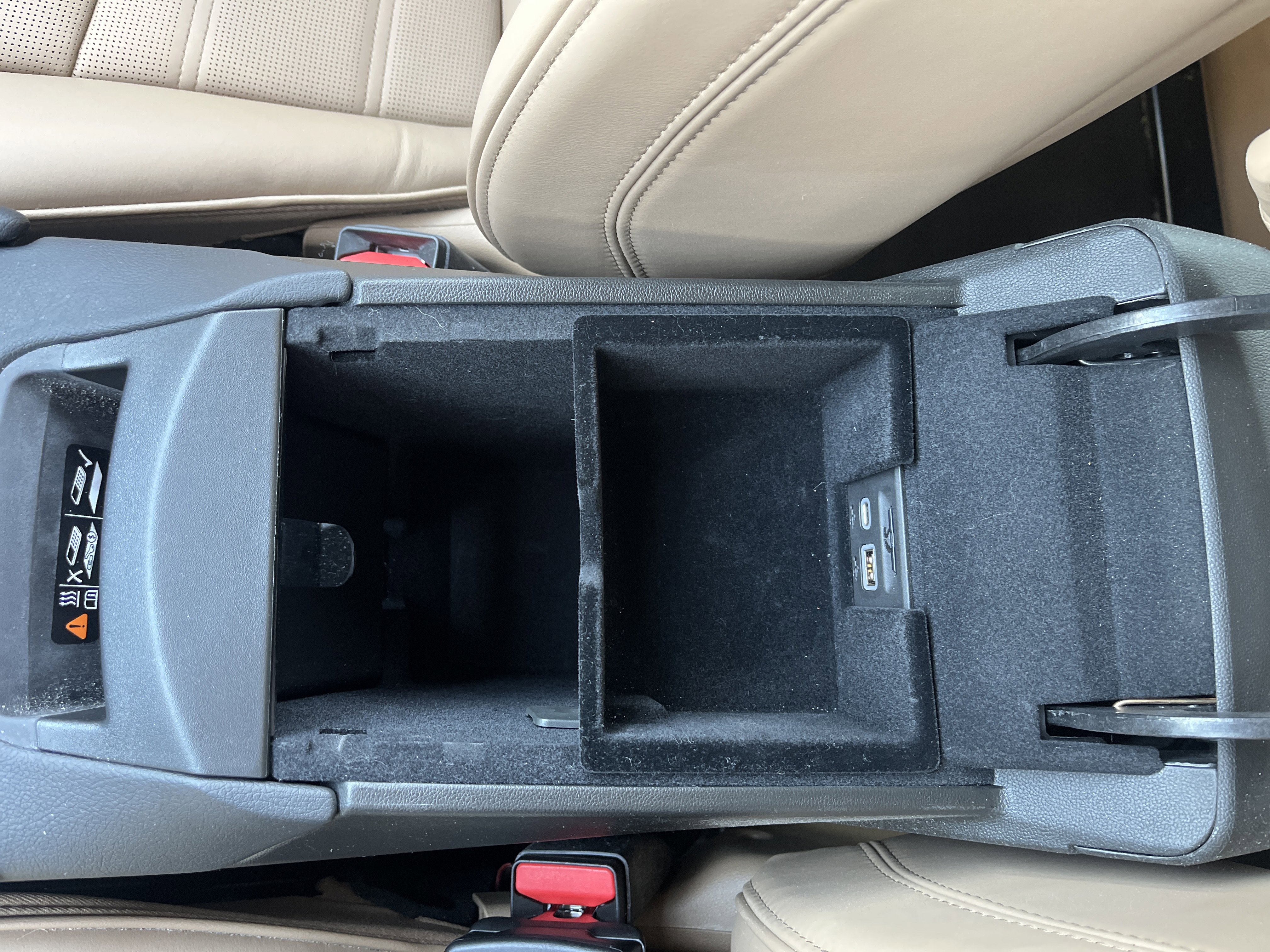 Used 2024 Cadillac XT6 Premium Luxury w/ Platinum Package image 38