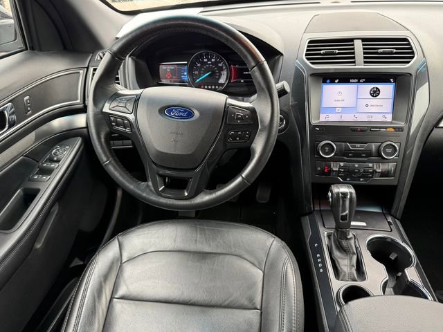 Certified 2018 Ford Explorer XLT w/ Equipment Group 202A FWD image 8