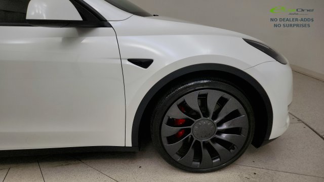 Used 2025 Tesla Model Y Performance AWD/4WD image 21