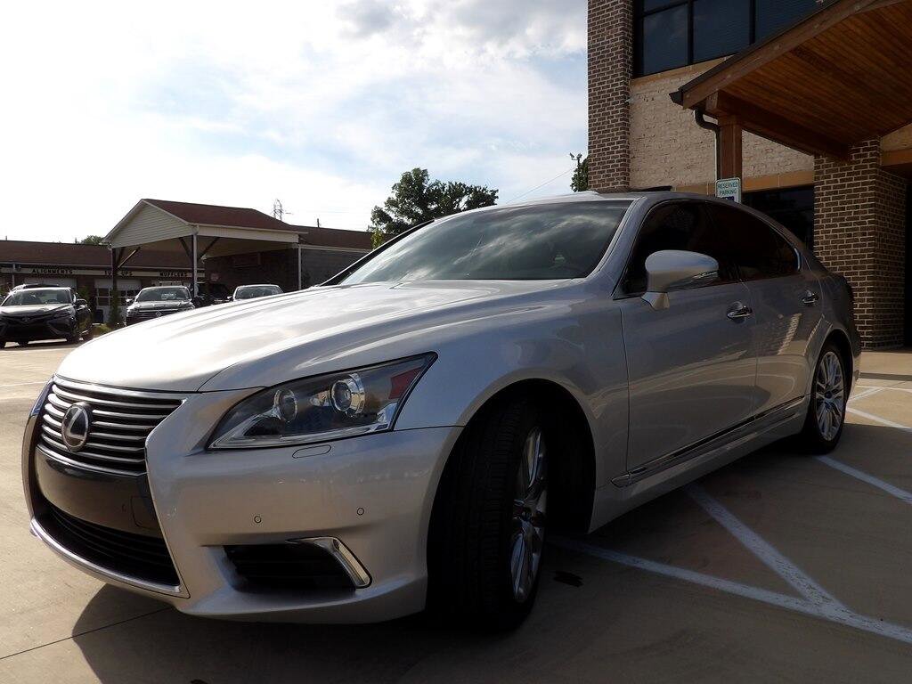 Used 2014 Lexus LS 460 Luxury w/ Comfort Package image 48