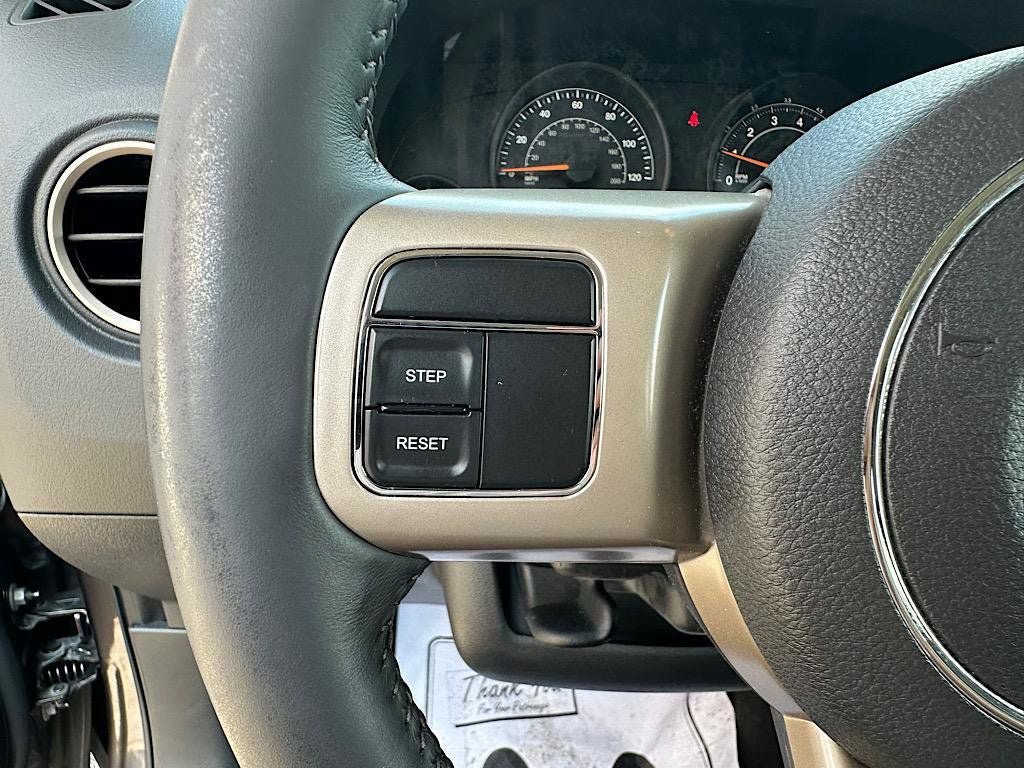 Used 2017 Jeep Patriot 75th Anniversary w/ Power Value Group FWD image 21