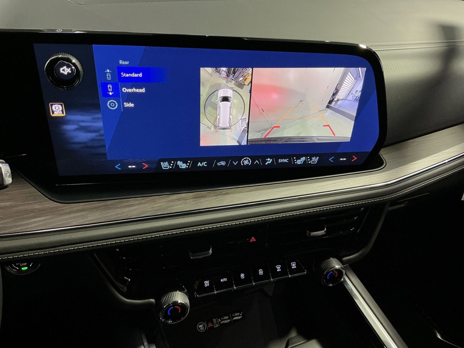 New 2026 Chevrolet Suburban Premier image 27