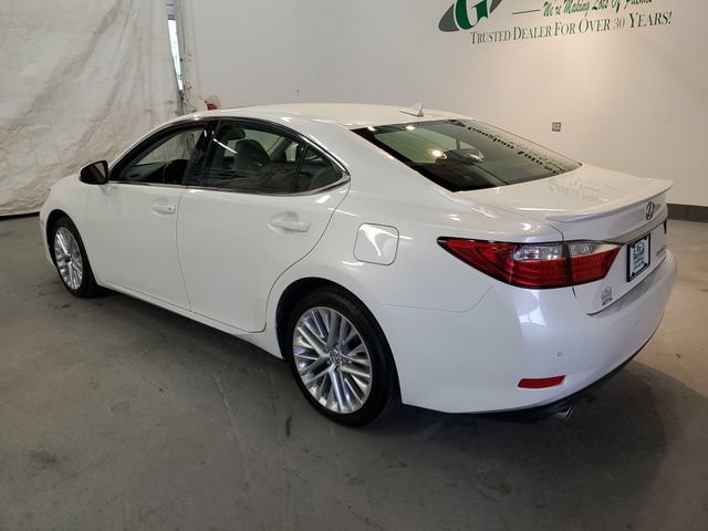 Used 2013 Lexus ES 350 w/ Luxury Pkg FWD image 4