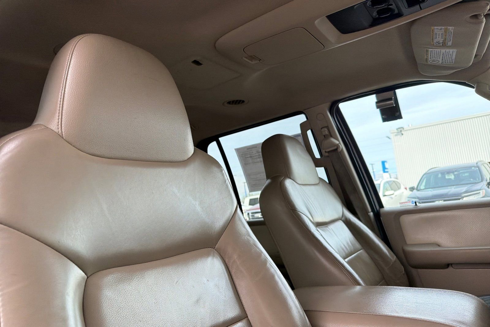 Used 2005 Ford Expedition XLT image 17