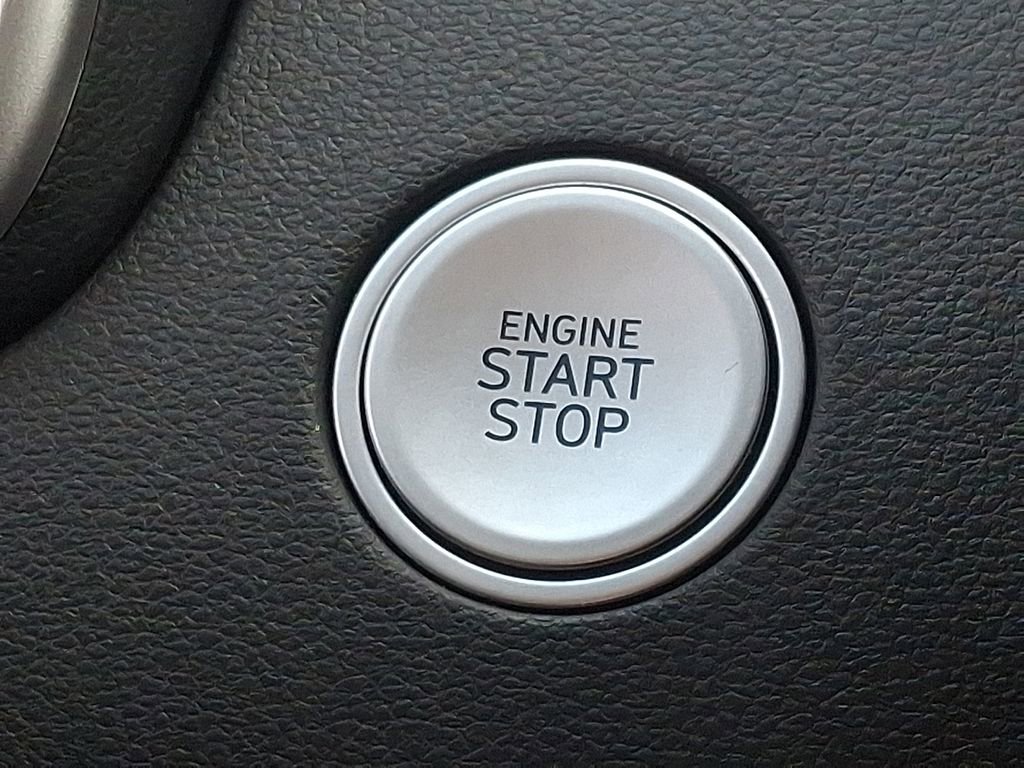 Used 2022 Hyundai Santa Cruz SEL w/ Cargo Package image 22