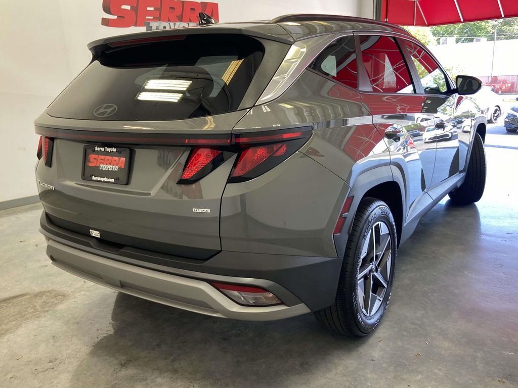 Used 2026 Hyundai Tucson SEL AWD/4WD image 3