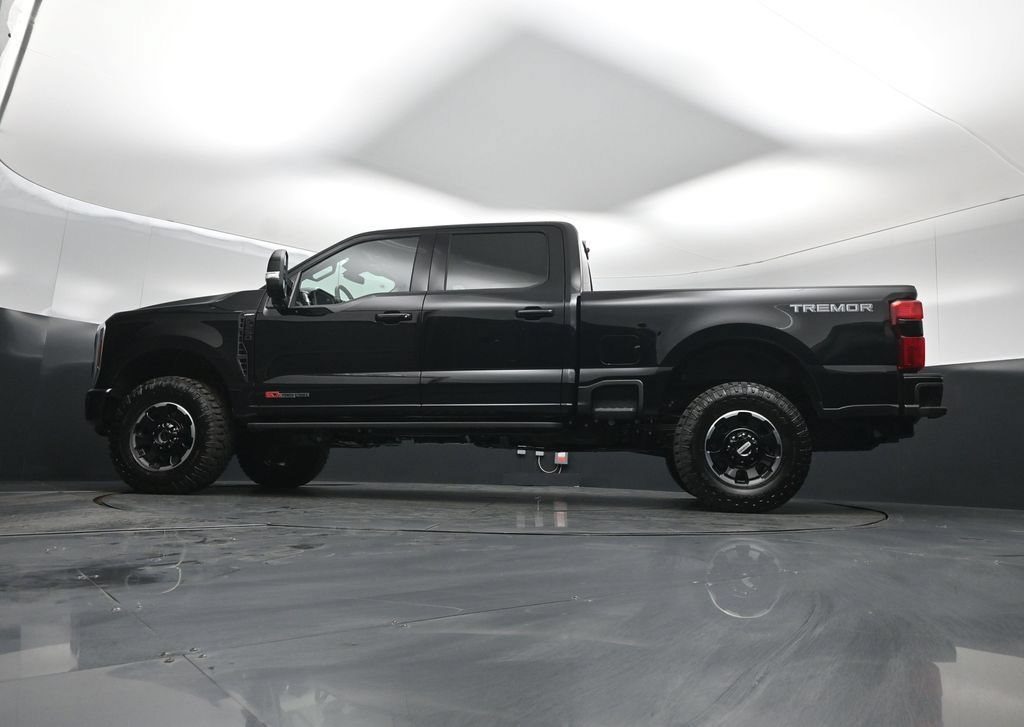 New 2026 Ford F250 Lariat w/ Tremor Off-Road Package AWD/4WD image 7