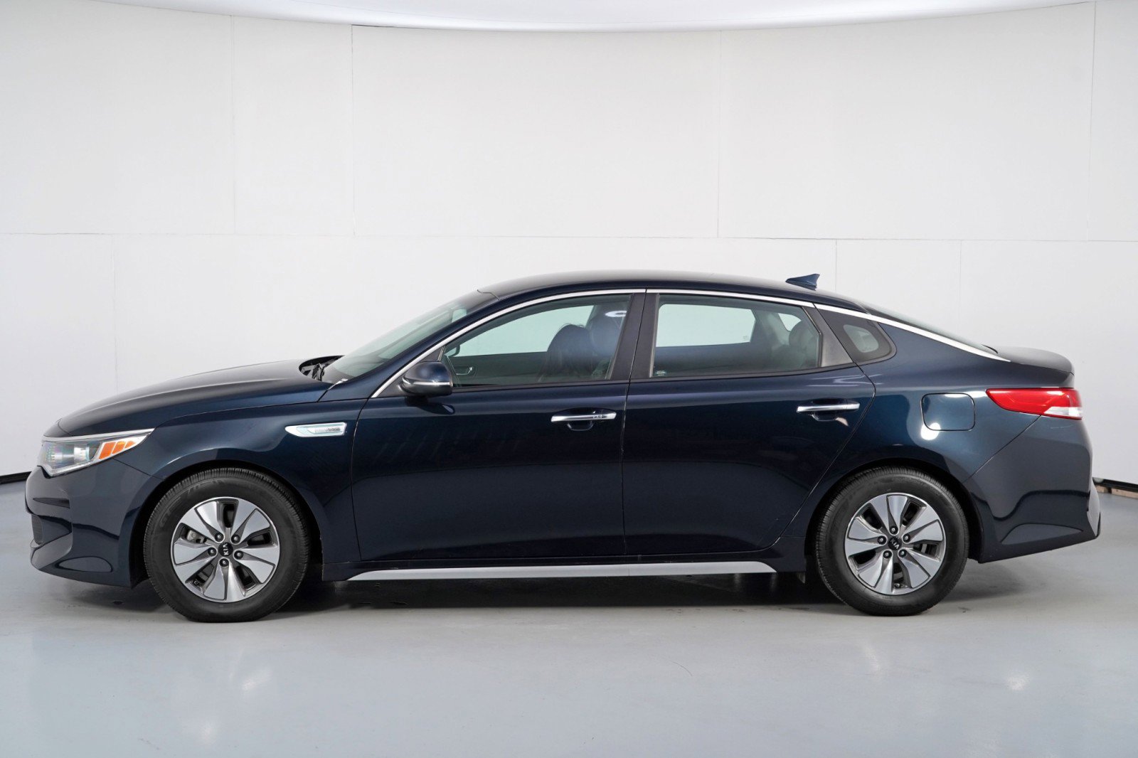 Used 2019 Kia Optima EX image 44