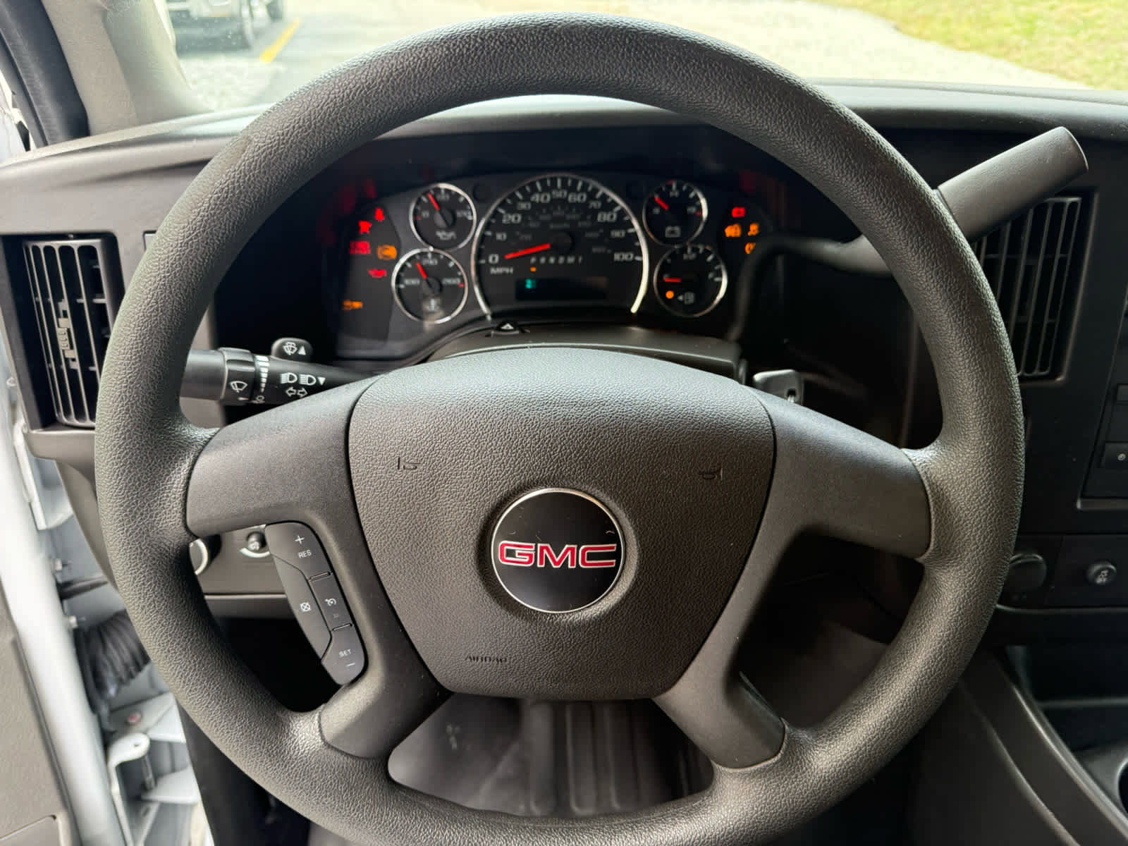 Used 2024 GMC Savana 2500 w/ Driver Convenience Package image 2