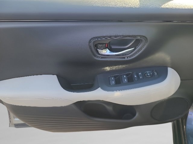 New 2027 Honda HR-V LX image 19
