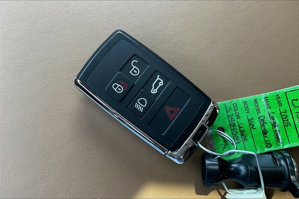 Used 2025 Land Rover Defender 110 V8 AWD/4WD image 33