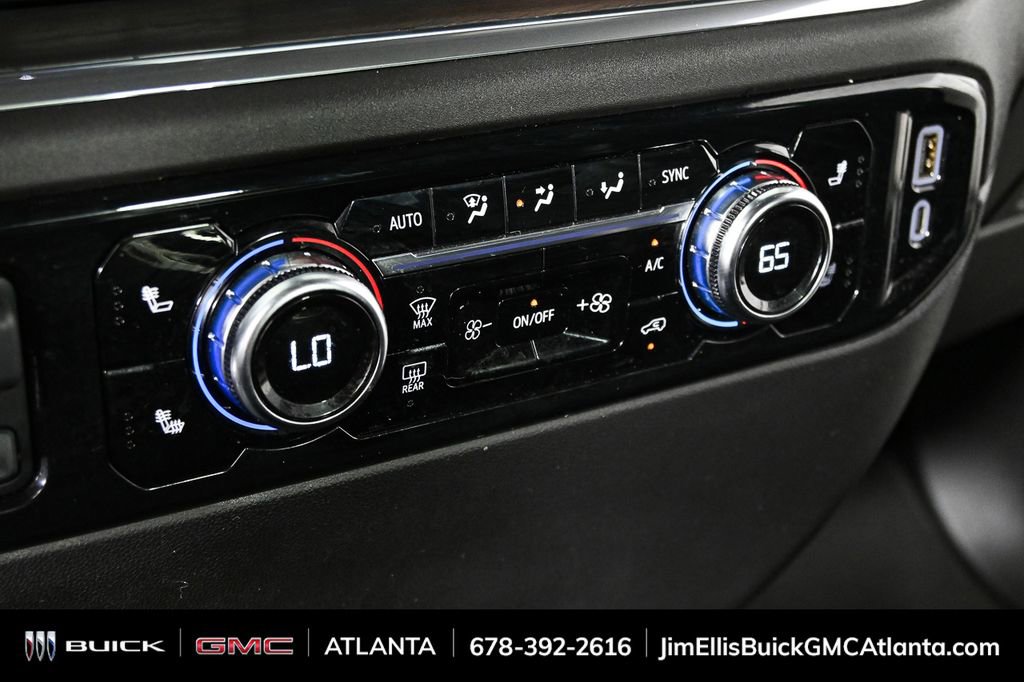 Certified 2025 GMC Sierra 1500 SLT image 17