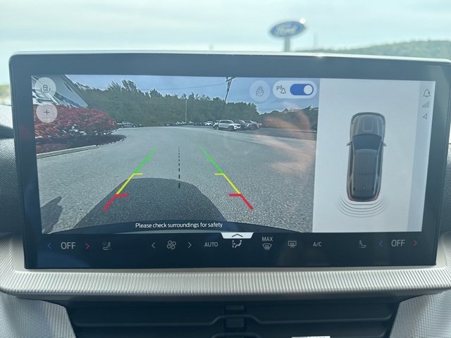 New 2025 Ford Explorer Active image 27