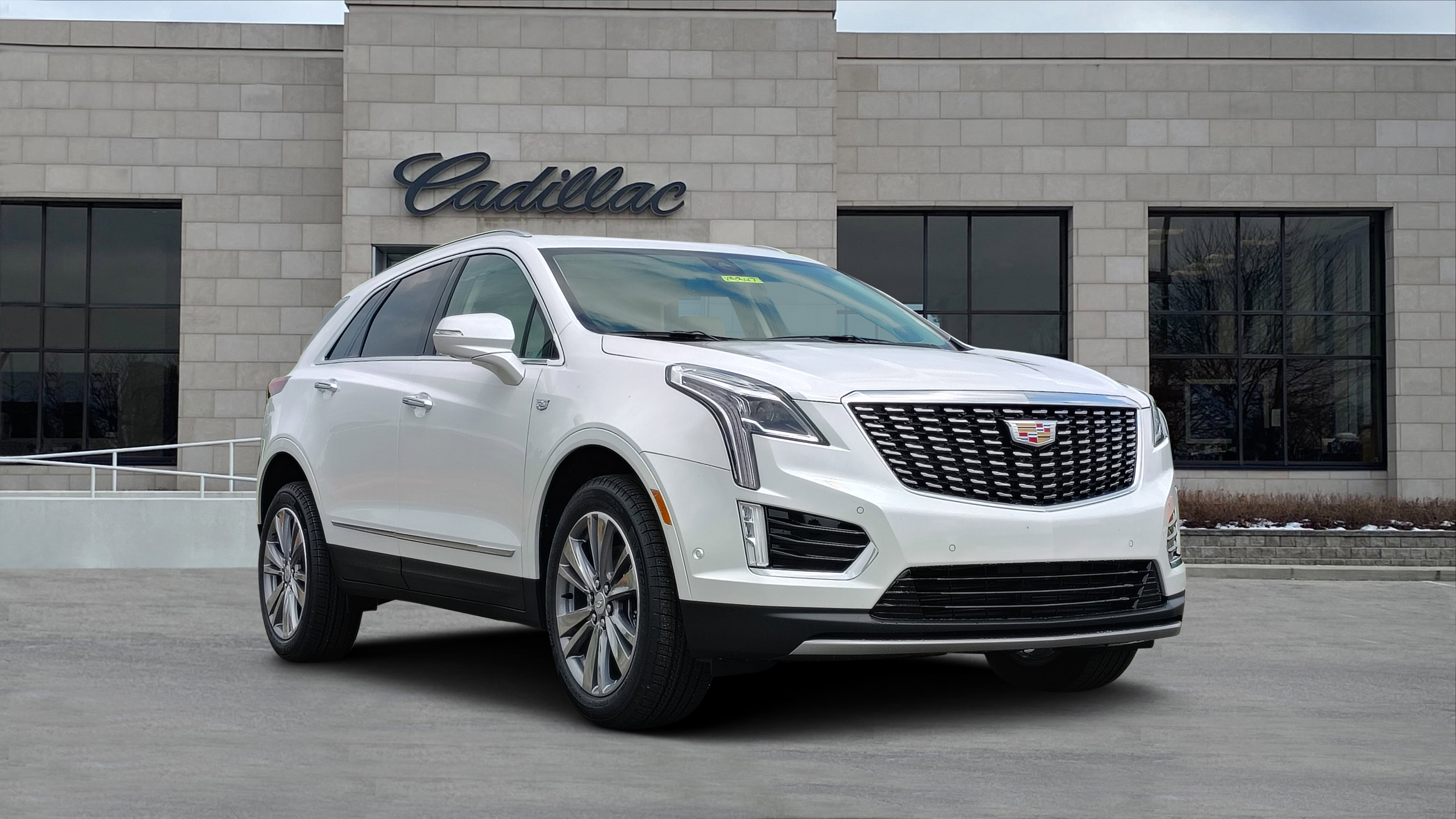 New 2025 Cadillac XT5 Premium Luxury w/ Technology Package