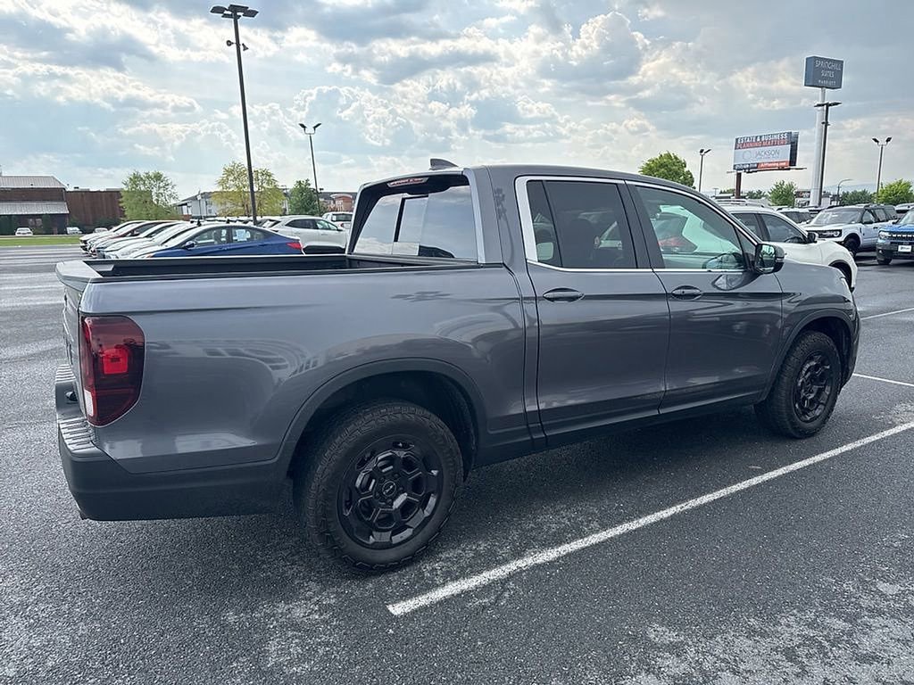 Used 2025 Honda Ridgeline RTL+ image 4