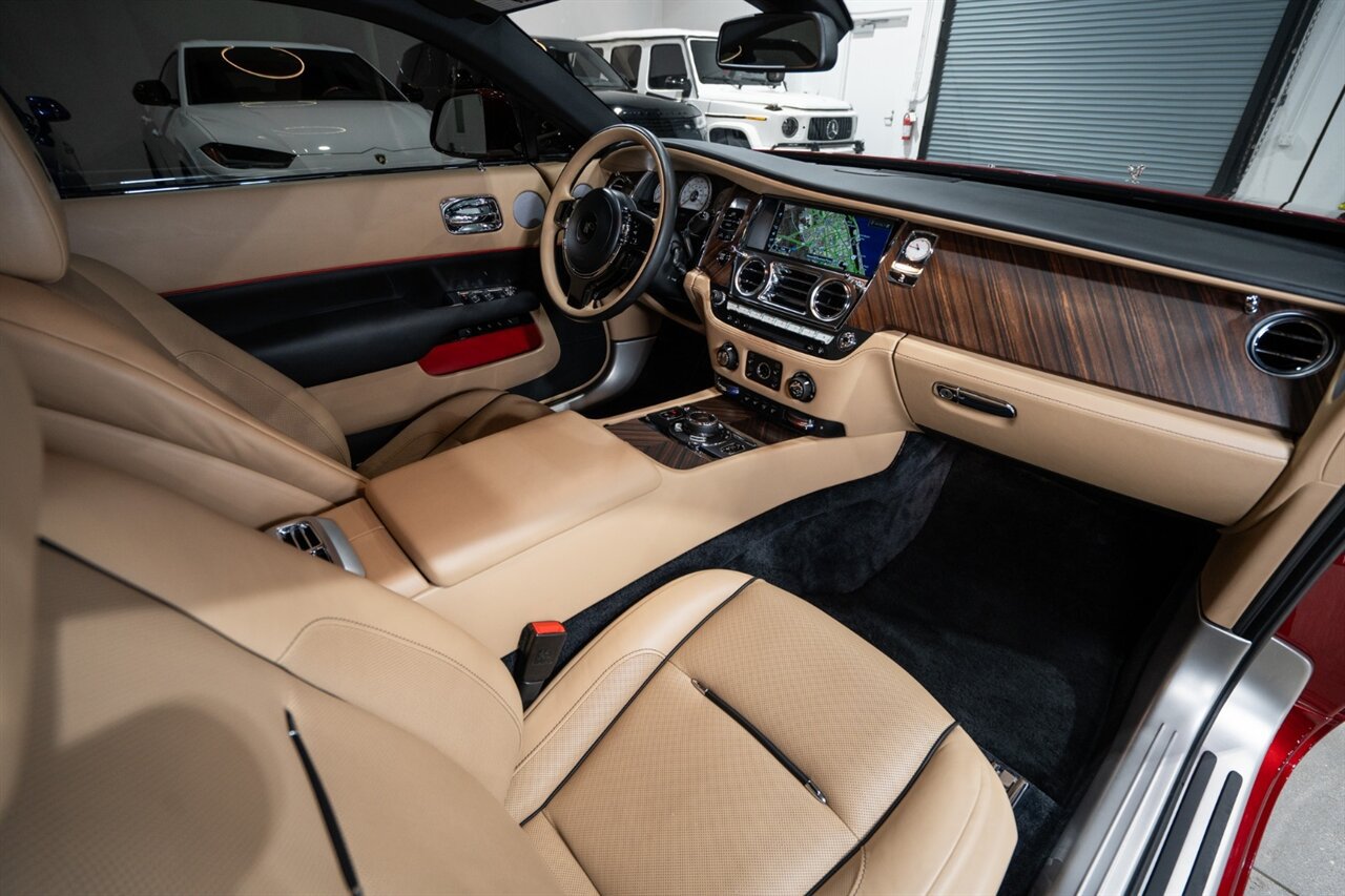 Used 2019 Rolls-Royce Wraith RWD image 29