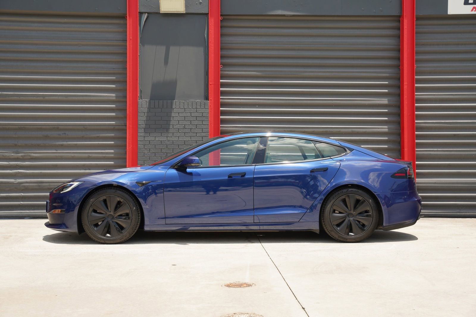 Used 2023 Tesla Model S AWD/4WD image 8
