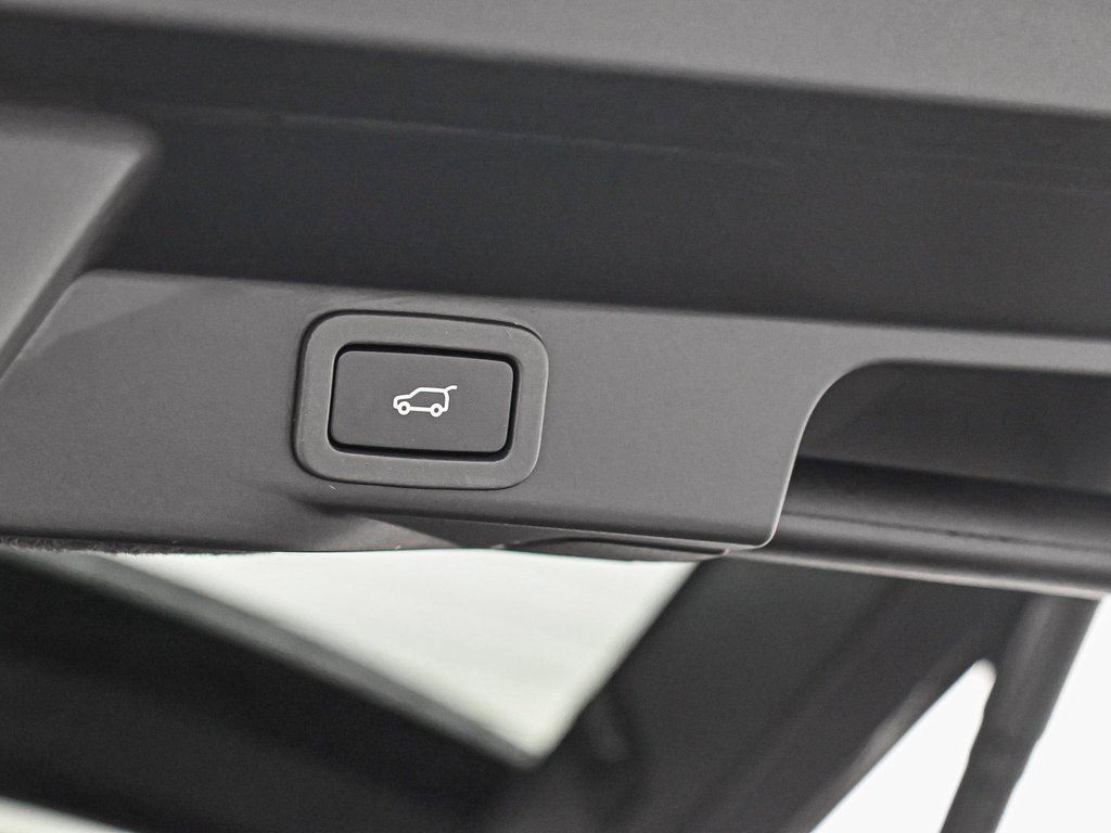 Used 2020 Land Rover Range Rover Sport HSE Dynamic image 45