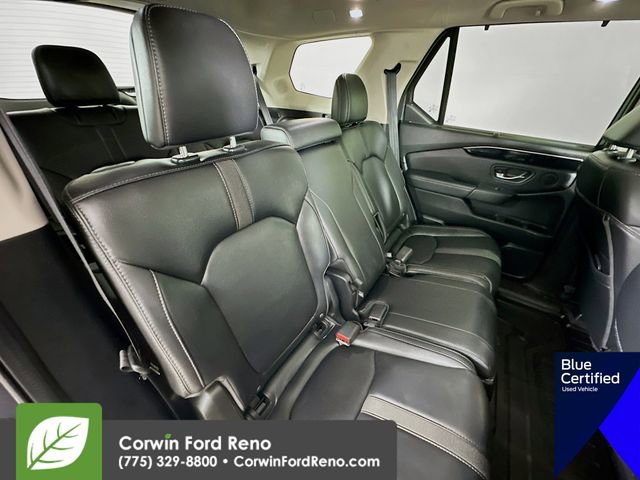 Used 2023 Honda Pilot Touring image 32