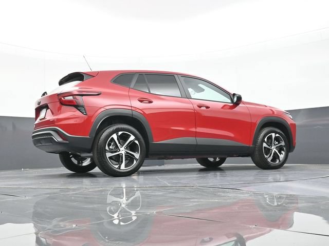 New 2026 Chevrolet Trax RS w/ Driver Confidence Package FWD image 39