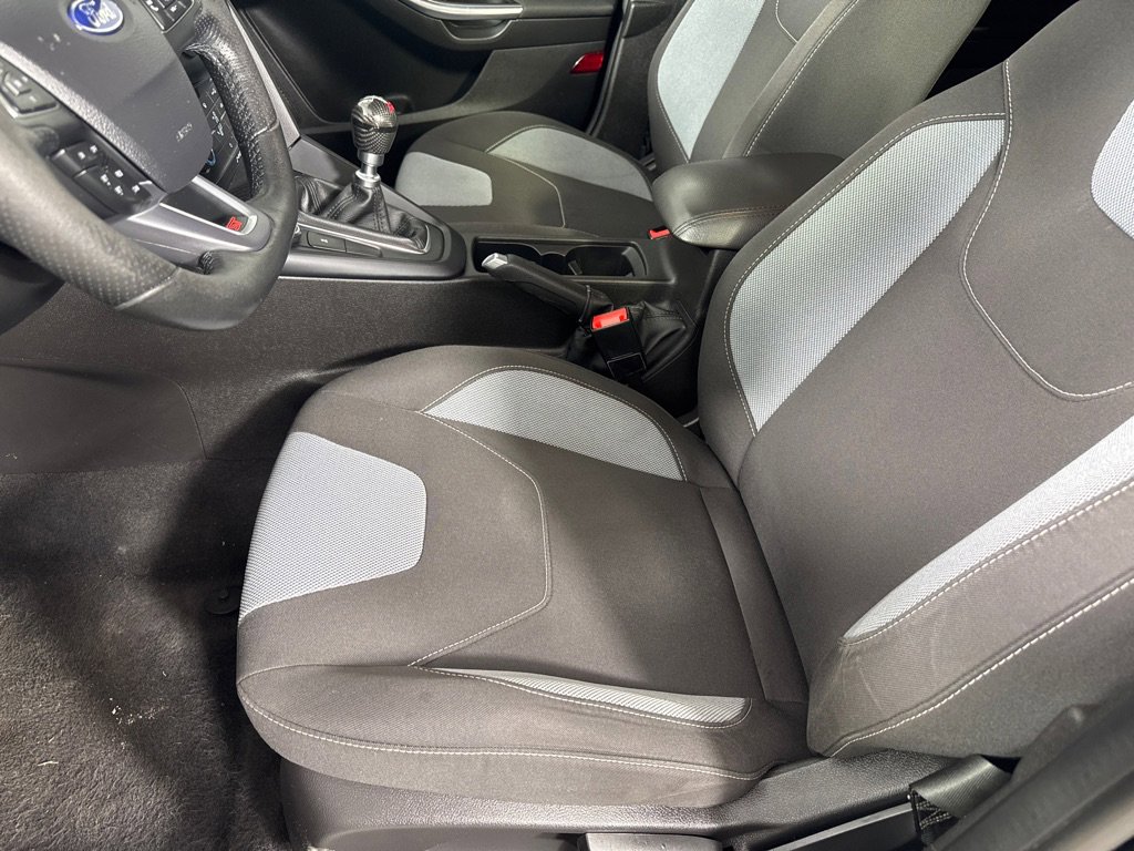 Used 2017 Ford Focus ST image 12