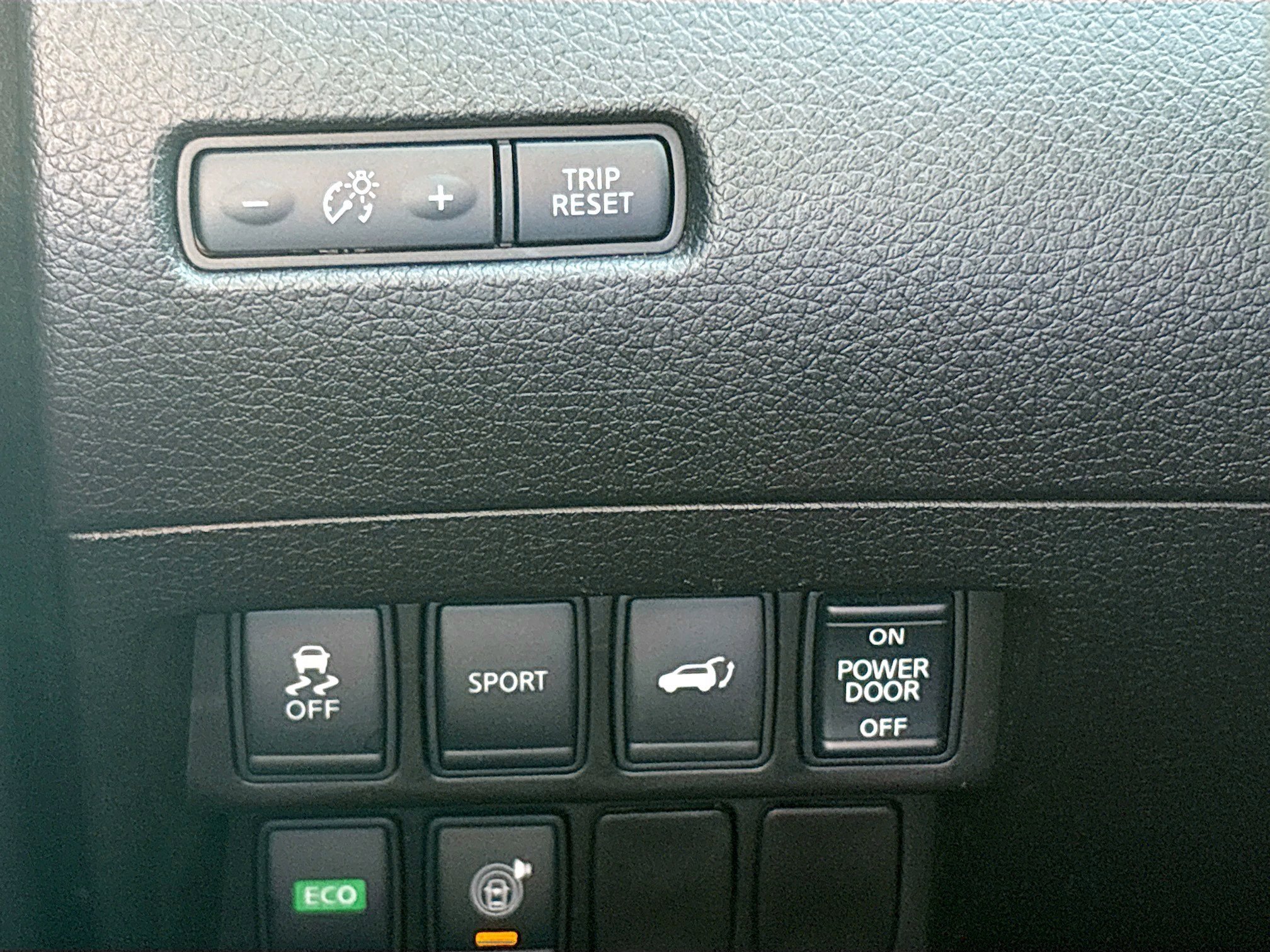 Used 2016 Nissan Rogue SL w/ SL Premium Package image 34