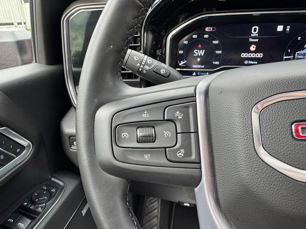 Certified 2025 GMC Sierra 2500 SLT w/ SLT Premium Package AWD/4WD image 22