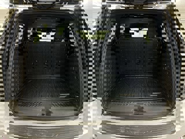 New 2026 Chevrolet Suburban LT w/ Comfort Package image 26