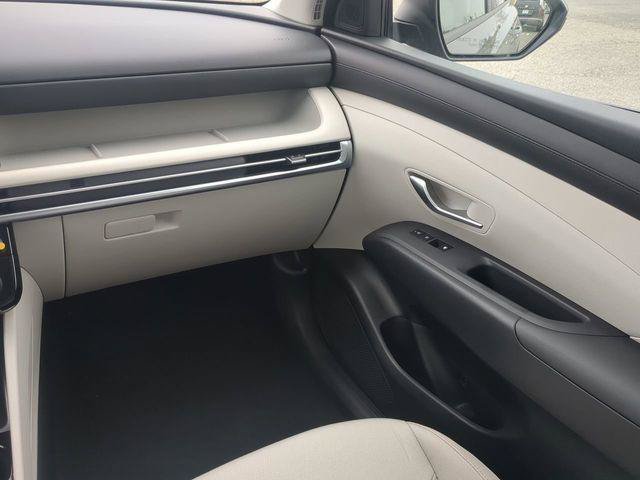 New 2026 Hyundai Tucson SEL FWD image 15