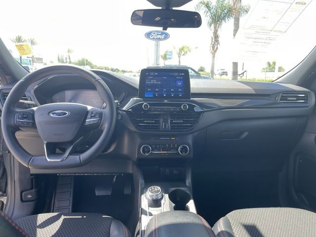 Used 2025 Ford Escape ST-Line FWD image 19