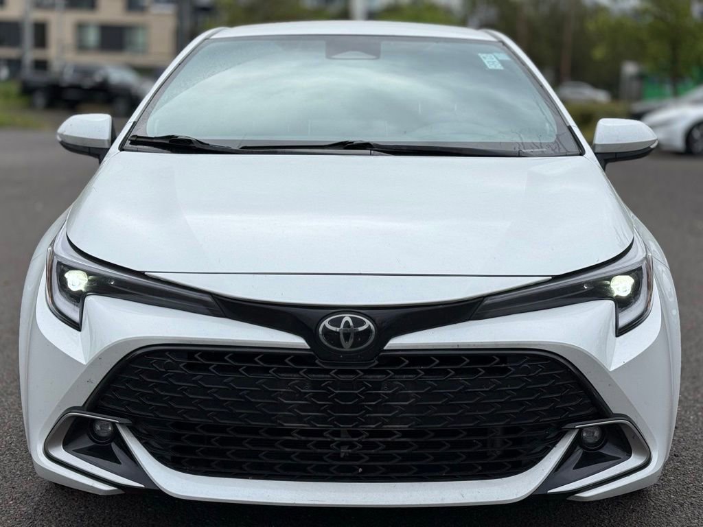 Used 2025 Toyota Corolla XSE FWD image 8