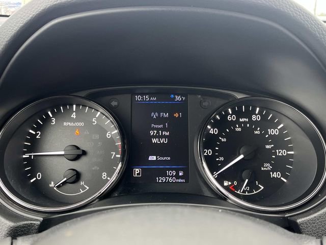 Used 2019 Nissan Rogue SV w/ Premium Package image 35