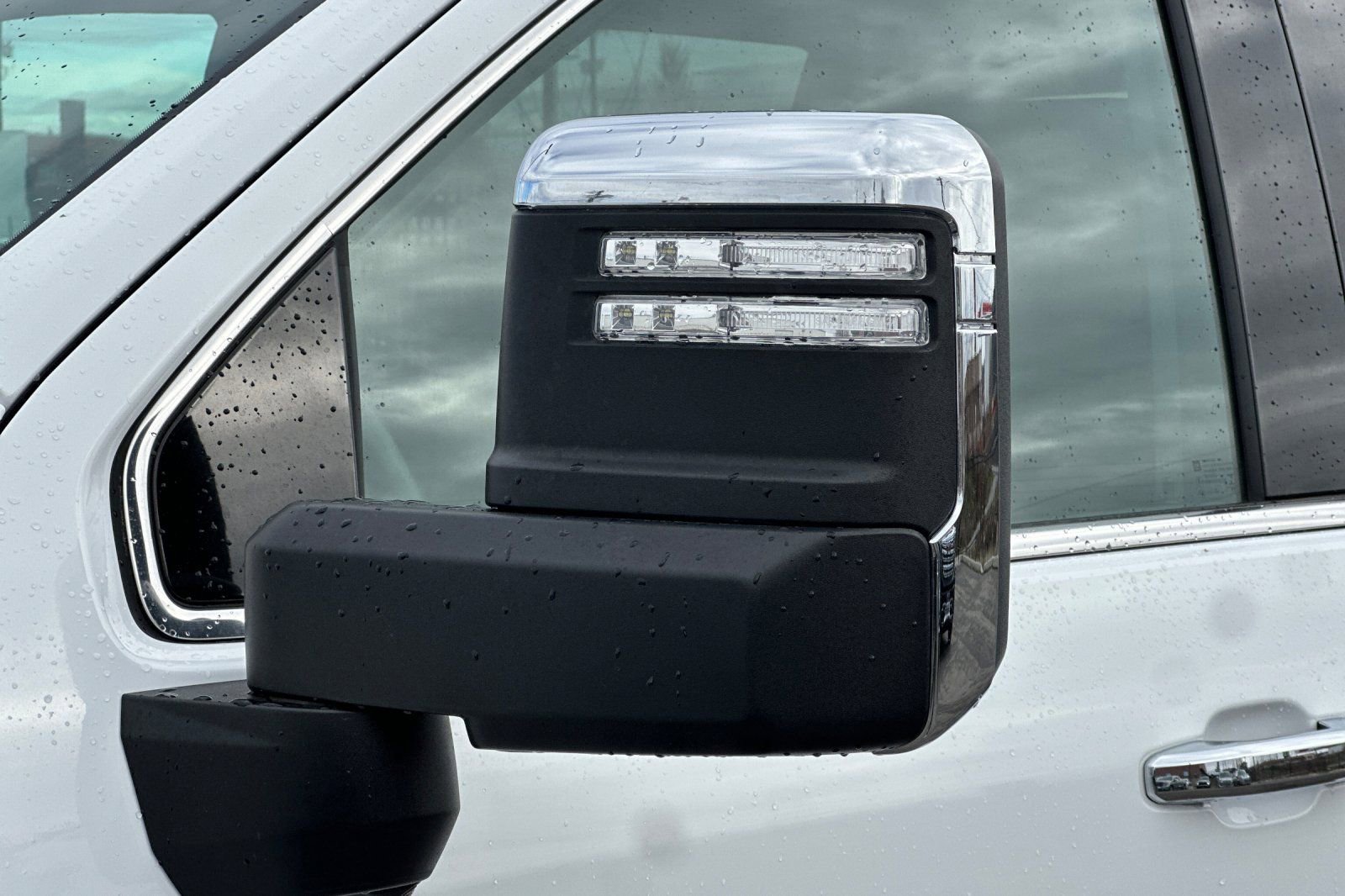 Used 2022 GMC Sierra 3500 Denali image 51