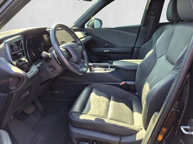 Used 2025 Lexus TX 350 AWD w/ Technology Package image 17