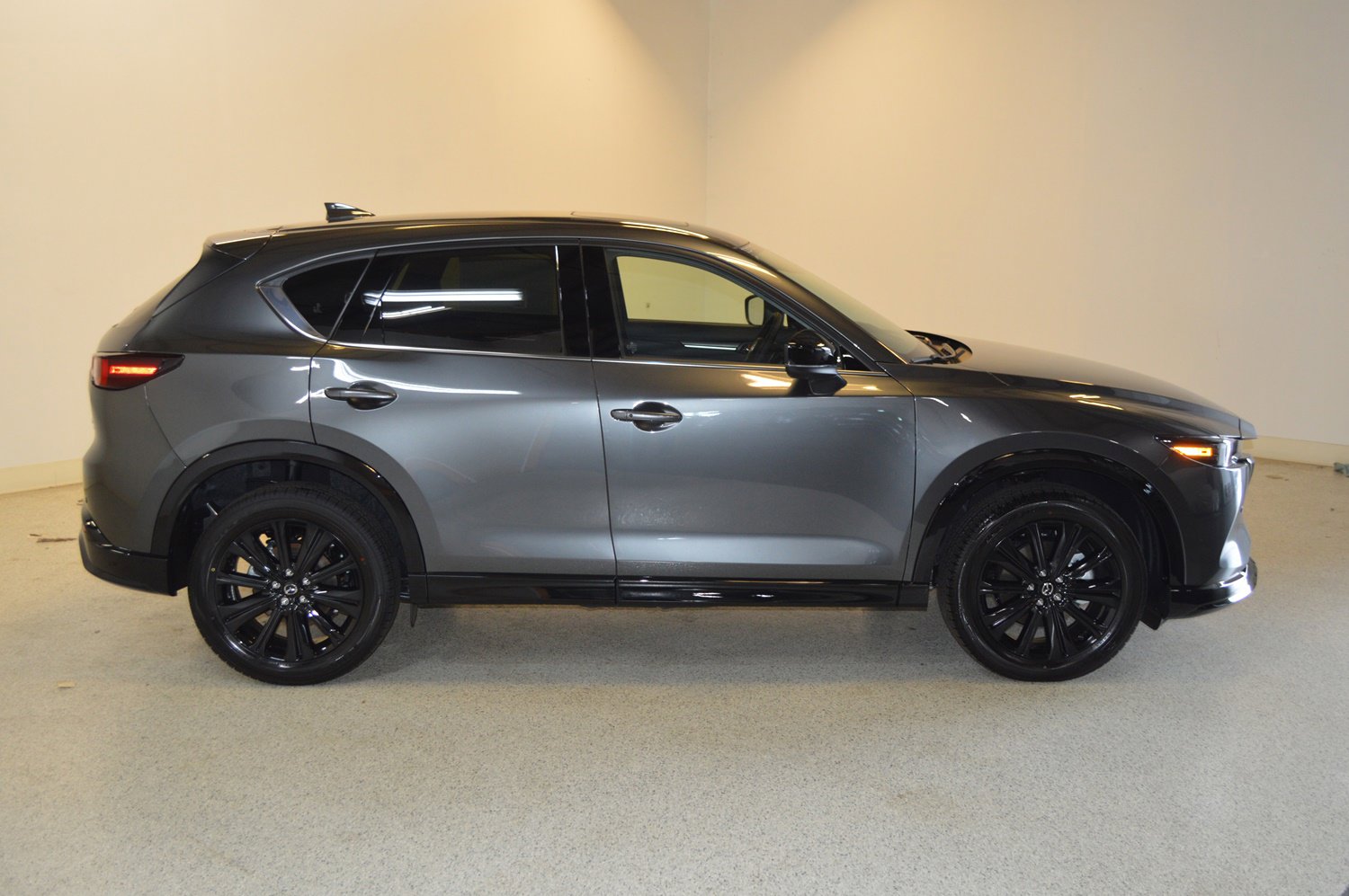 New 2025 MAZDA CX-5 2.5 Turbo image 2