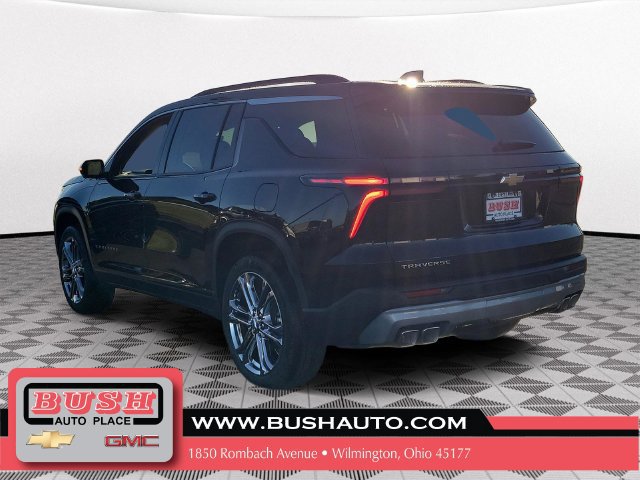 New 2027 Chevrolet Traverse LT w/ Driver Confidence Package FWD image 3