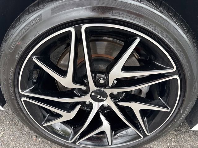 Used 2023 Kia Stinger GT-Line w/ Sun & Sound Package AWD/4WD image 10