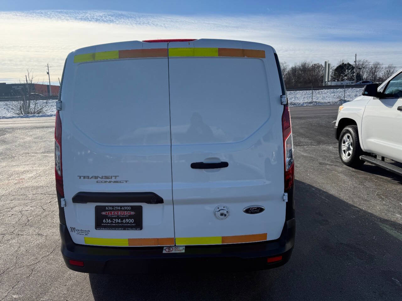 Used 2015 Ford Transit Connect XL image 6